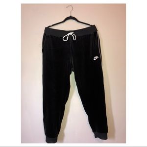 Women Large Soft Nike SweatPants